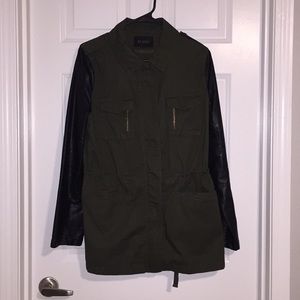Olive green cargo jacket w/ pleather sleeves